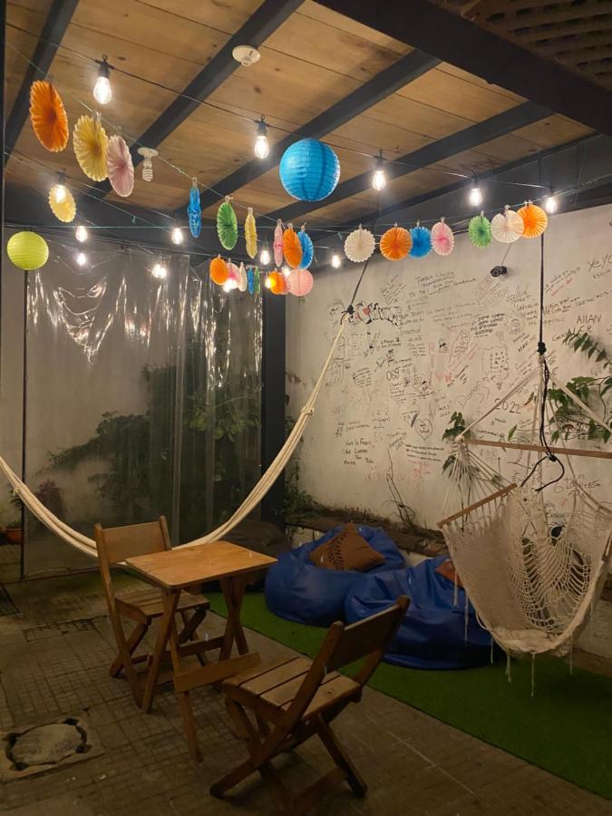 El Extranjero Hostal Antigua Bagian luar foto